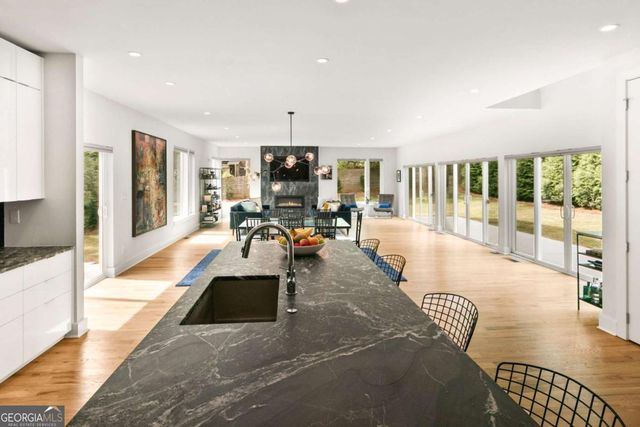 2264 Oakawana Drive, Atlanta, GA 30345