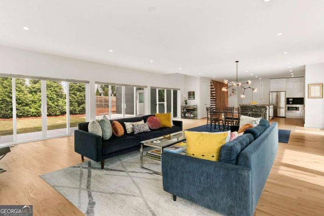 2264 Oakawana Drive, Atlanta, GA 30345