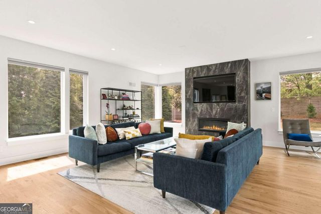 2264 Oakawana Drive, Atlanta, GA 30345