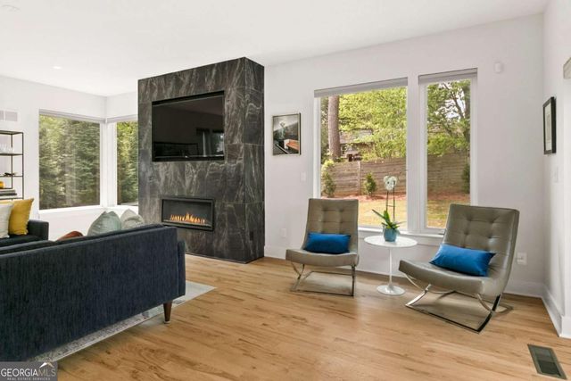 2264 Oakawana Drive, Atlanta, GA 30345