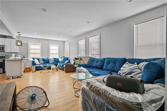 78 Penn Street, Providence, RI 02909