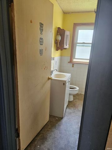 3232 Eastbrook Drive, Fort Wayne, IN 46805