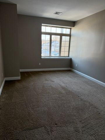 40 Heather St 204, Beverly, MA 01915