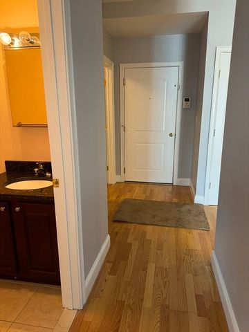 40 Heather St 204, Beverly, MA 01915