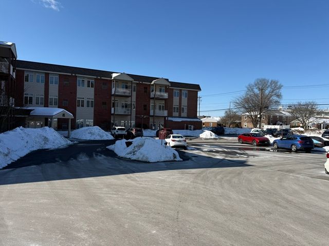 40 Heather St 204, Beverly, MA 01915