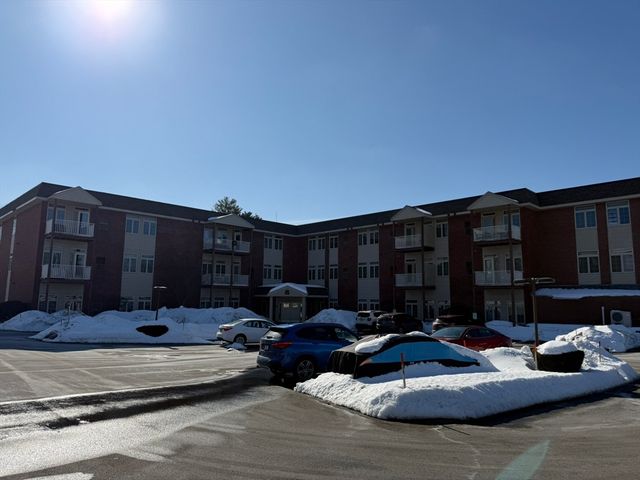 40 Heather St 204, Beverly, MA 01915