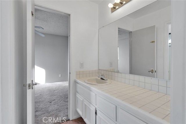 12228 Cobblestone, Victorville, CA 92392