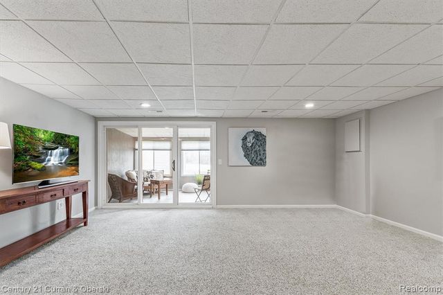 62401 Raleigh Court 1, South Lyon, MI 48178