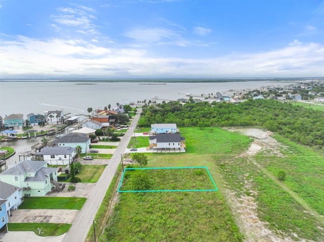 1222 23rd Street, San Leon, TX 77539