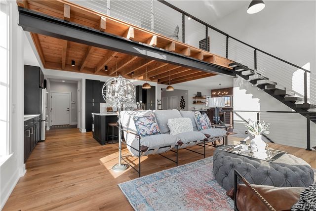 7101 Kittiwake Run, Manlius, NY 13104