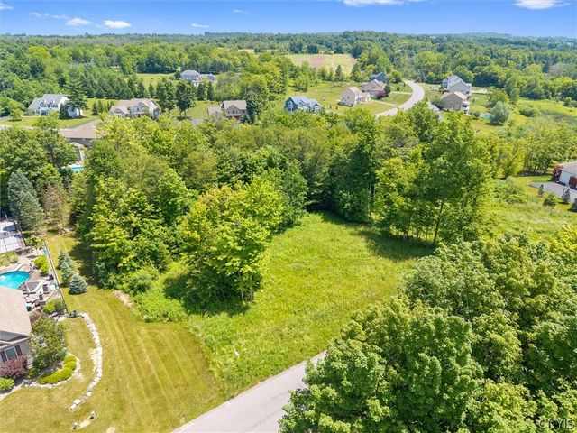 7101 Kittiwake Run, Manlius, NY 13104