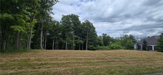 7101 Kittiwake Run, Manlius, NY 13104