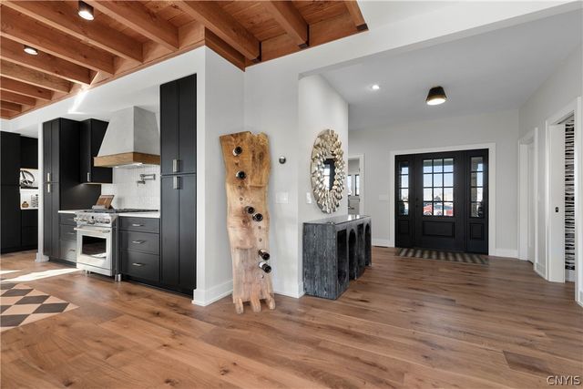 7101 Kittiwake Run, Manlius, NY 13104