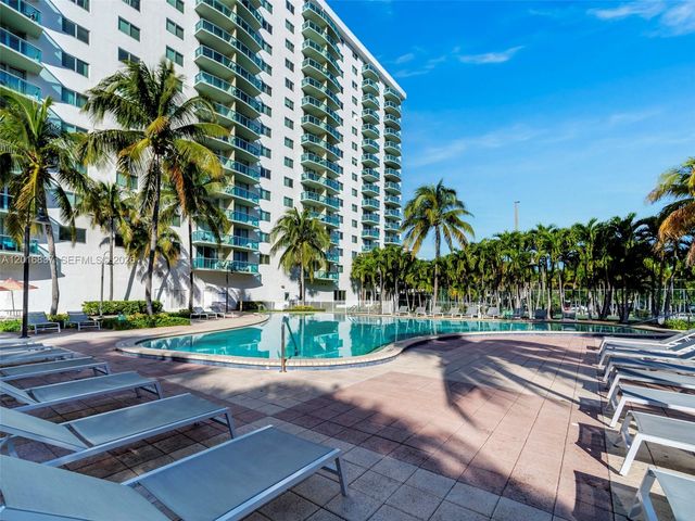 19380 Collins Ave 1020, Sunny Isles Beach, FL 33160