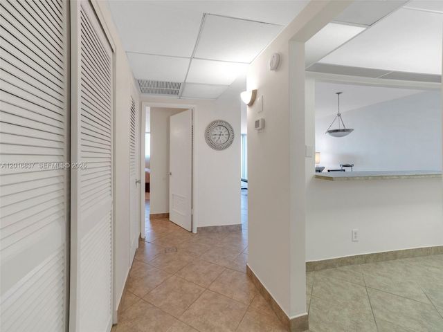 19380 Collins Ave 1020, Sunny Isles Beach, FL 33160