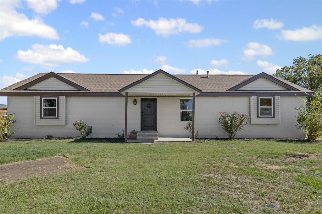 610 Mcvoid Road, Springtown, TX 76082
