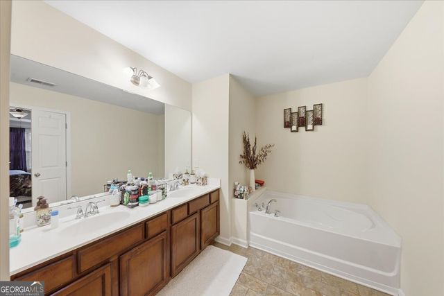 2901 Oshields Court SW 7, Marietta, GA 30060