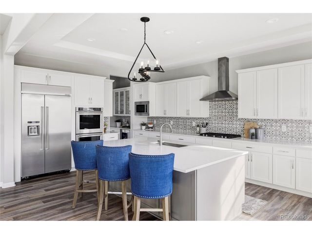 6843 S Vandriver Ct, Aurora, CO 80016