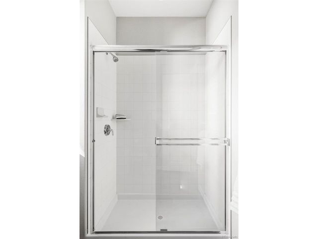 6843 S Vandriver Ct, Aurora, CO 80016