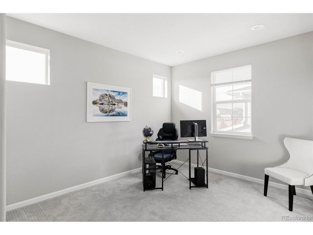 6843 S Vandriver Ct, Aurora, CO 80016