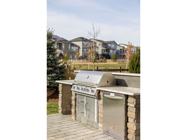 6843 S Vandriver Ct, Aurora, CO 80016