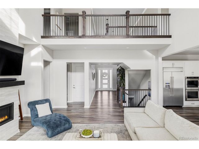 6843 S Vandriver Ct, Aurora, CO 80016