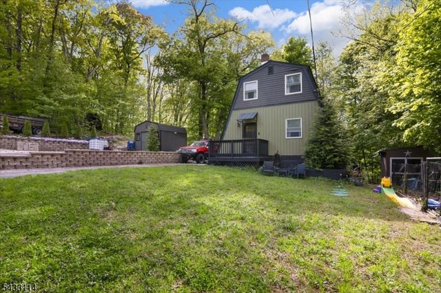 7 Glen Dr, Vernon Twp., NJ 07461