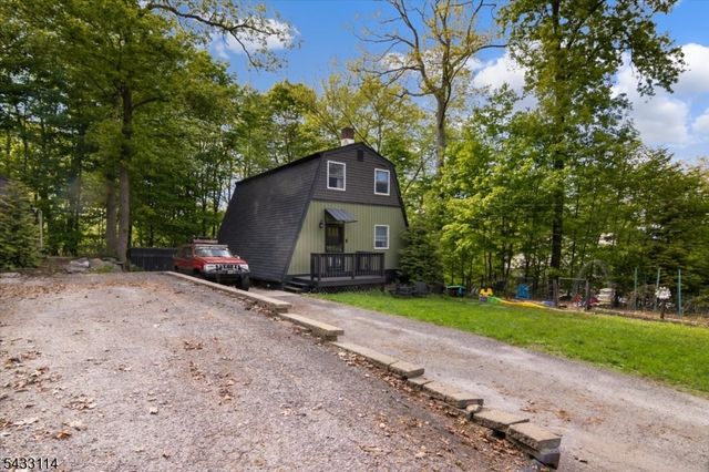 7 Glen Dr, Vernon Twp., NJ 07461