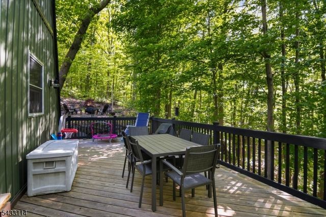 7 Glen Dr, Vernon Twp., NJ 07461