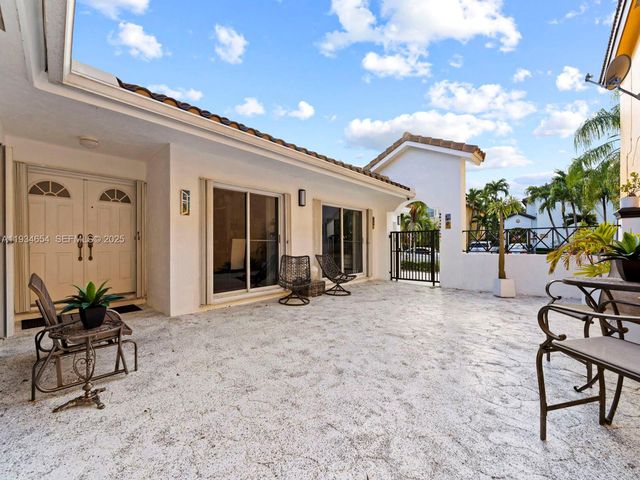 9349 SW 154th Ave., Miami, FL 33196