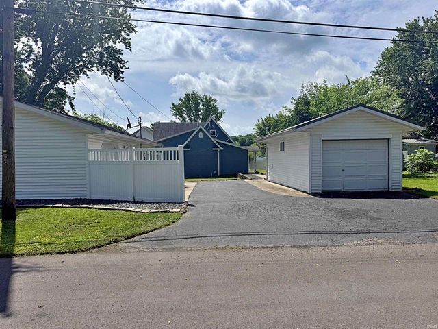 407 E Main Street, Loogootee, IN 47553