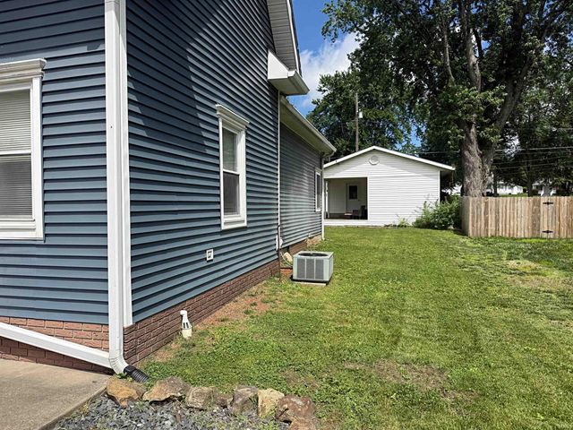 407 E Main Street, Loogootee, IN 47553