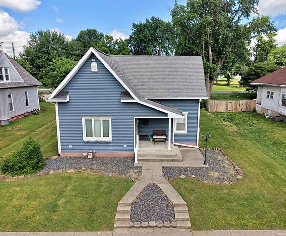 407 E Main Street, Loogootee, IN 47553