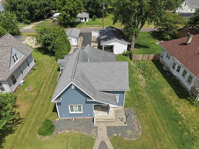 407 E Main Street, Loogootee, IN 47553