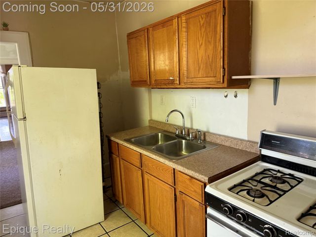 804 Court Street, Port Huron, MI 48060