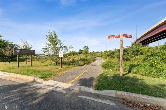 1505 MORRIS RD SE, Washington, DC 20020