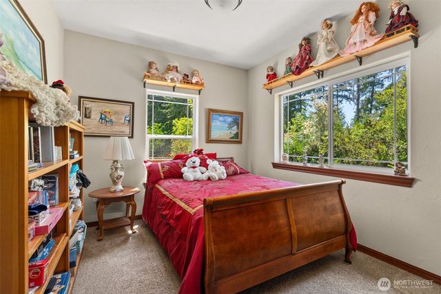 1471 E Webb Hill Road, Union, WA 98592
