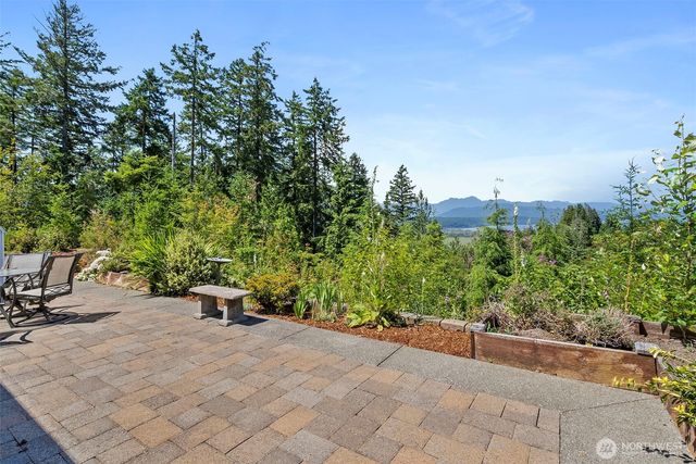 1471 E Webb Hill Road, Union, WA 98592