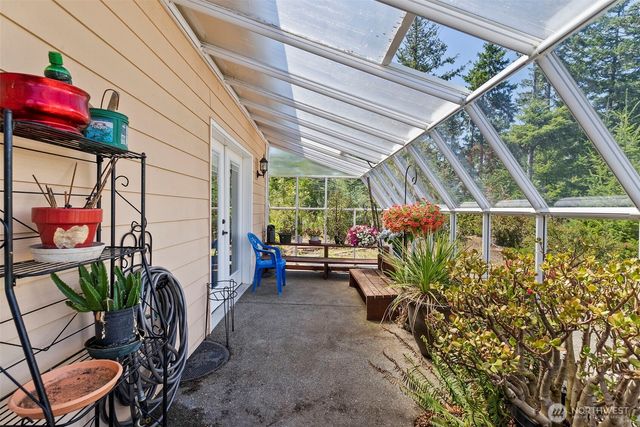 1471 E Webb Hill Road, Union, WA 98592