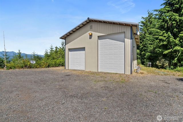 1471 E Webb Hill Road, Union, WA 98592