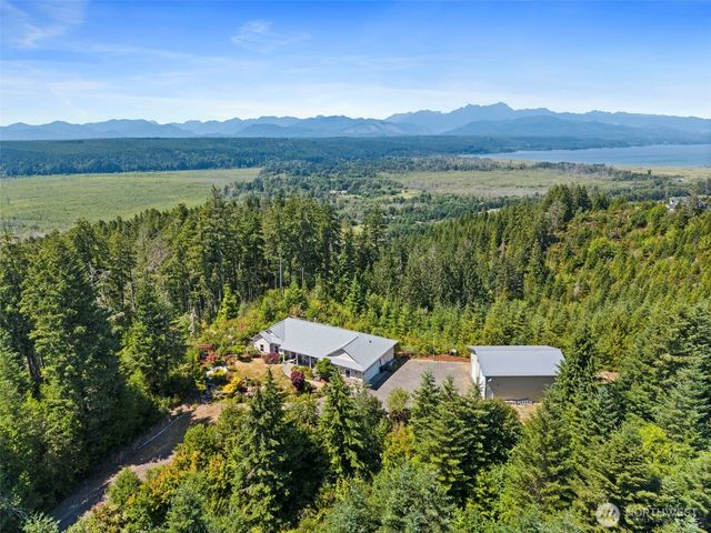 1471 E Webb Hill Road, Union, WA 98592
