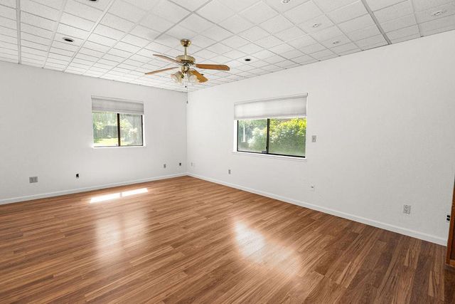1604 Walnut Ave, Escalon, CA 95320