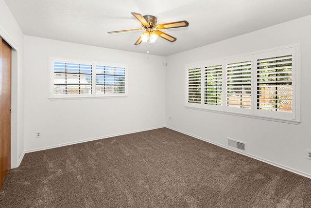 1604 Walnut Ave, Escalon, CA 95320