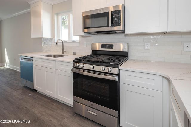 195 Greenwood Drive, Keyport, NJ 07735