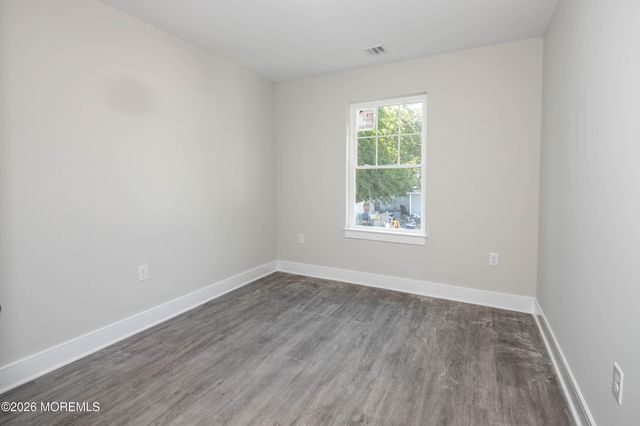 195 Greenwood Drive, Keyport, NJ 07735