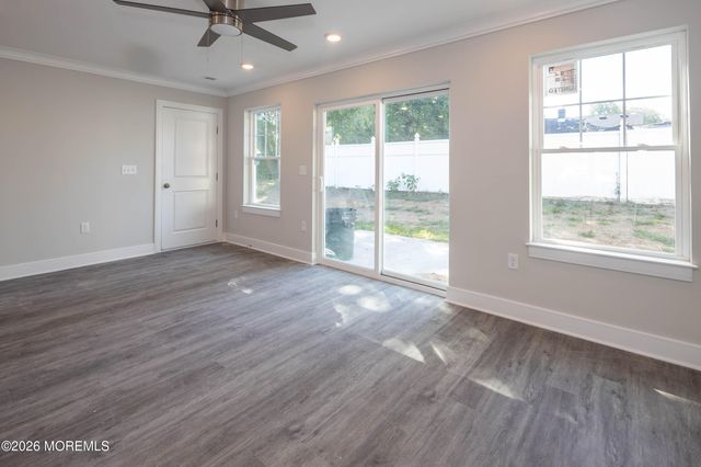 195 Greenwood Drive, Keyport, NJ 07735