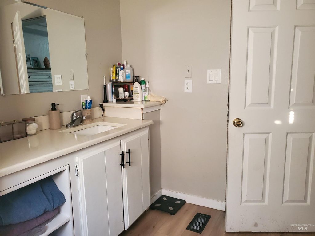 1410 W Flamingo Ave. 34, Nampa, ID 83651 photo 17