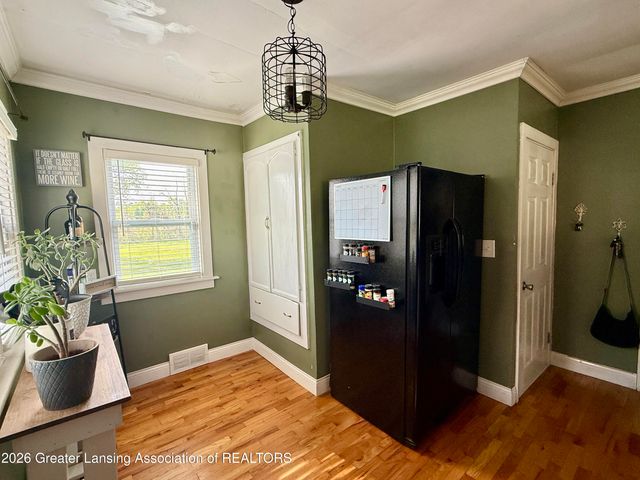 821 Clark Road, Lansing, MI 48917