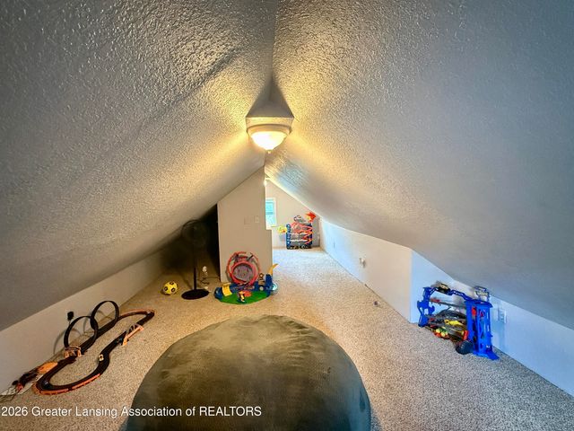 821 Clark Road, Lansing, MI 48917