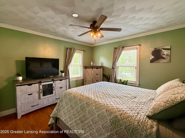 821 Clark Road, Lansing, MI 48917